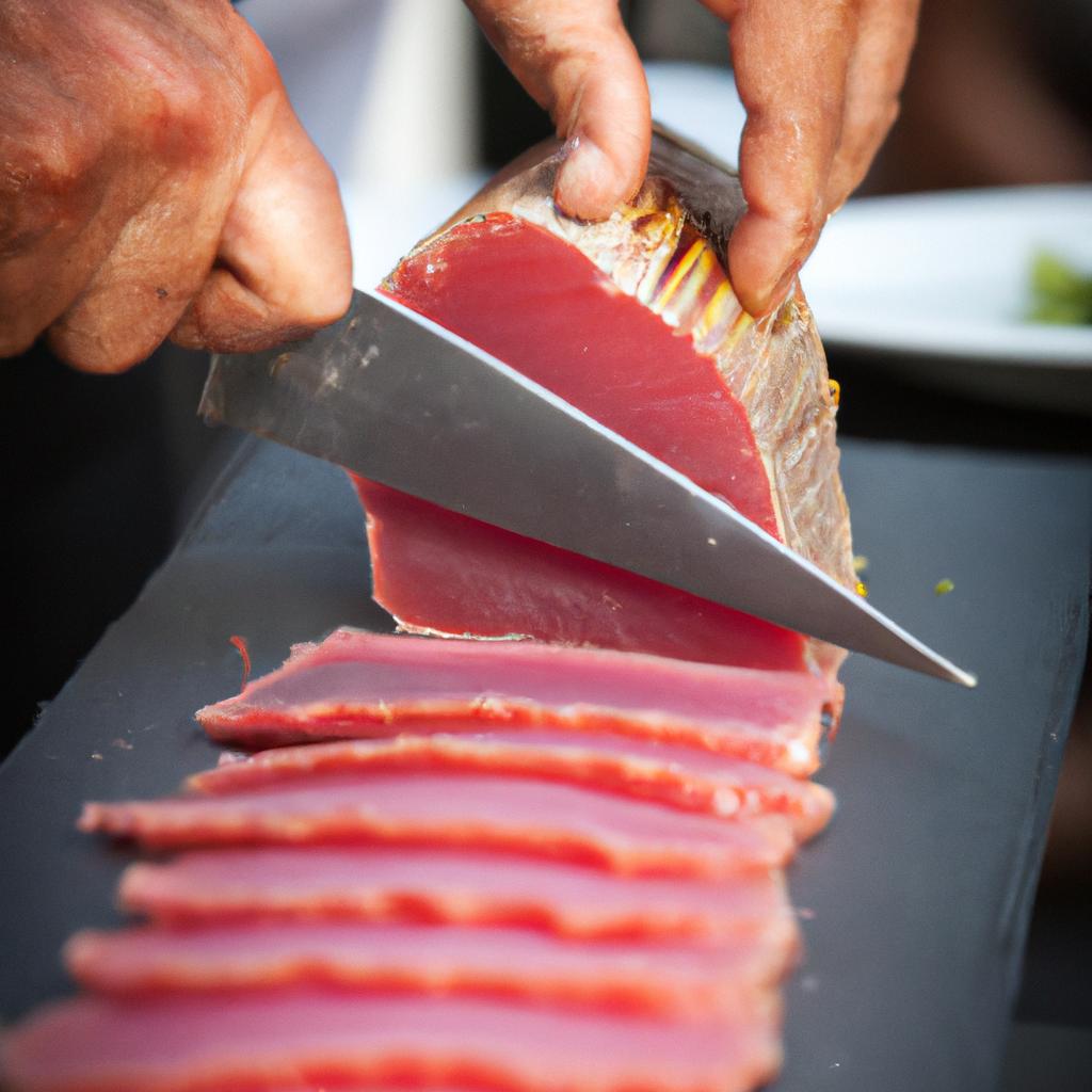 迫力のマグロ解体ショー